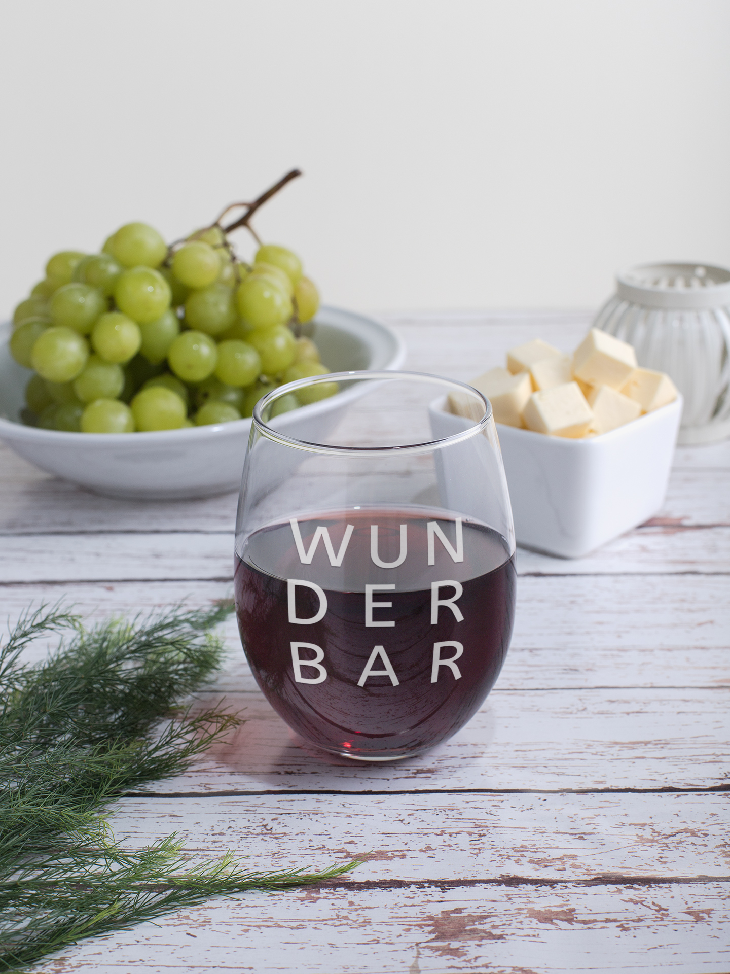 Affirmations Trinkglas "WUNDERBAR" mit hochwertiger Gravur